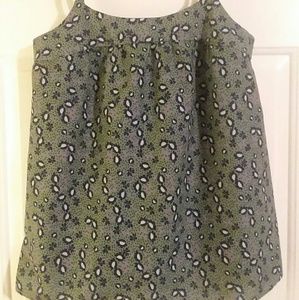 Old Navy Top size Medium